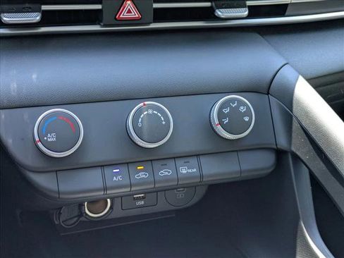New 2026 Hyundai Elantra SE FWD image 15