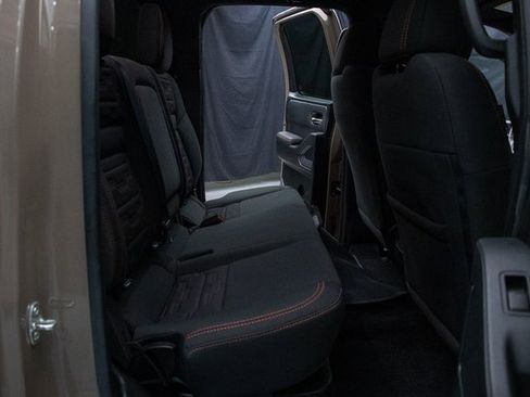 Used 2024 Nissan Frontier PRO-4X w/ Off-Road Protection Package image 19