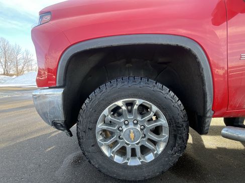 Certified 2024 Chevrolet Silverado 3500 LTZ w/ LTZ Convenience Package image 17