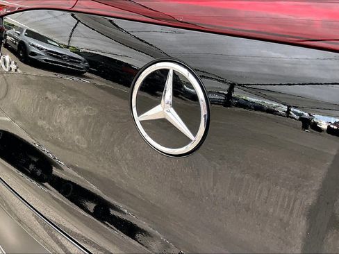 Used 2024 Mercedes-Benz EQE 350+ SUV image 30