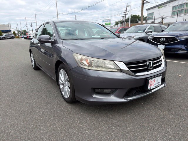 Used 2015 Honda Accord Touring image 7