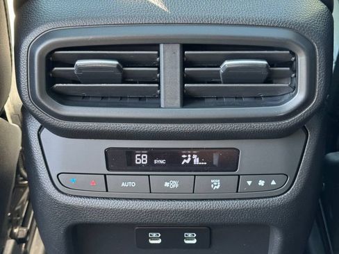 Certified 2026 Honda Pilot Touring image 14