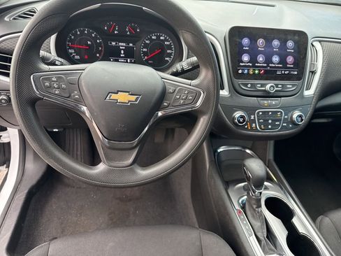 Certified 2024 Chevrolet Malibu LT image 16