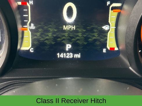 Used 2025 Jeep Wrangler Unlimited Rubicon w/ Convenience Group image 17