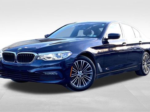 Used 2017 BMW 540i xDrive image 2
