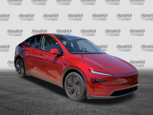 Used 2026 Tesla Model Y AWD image 2