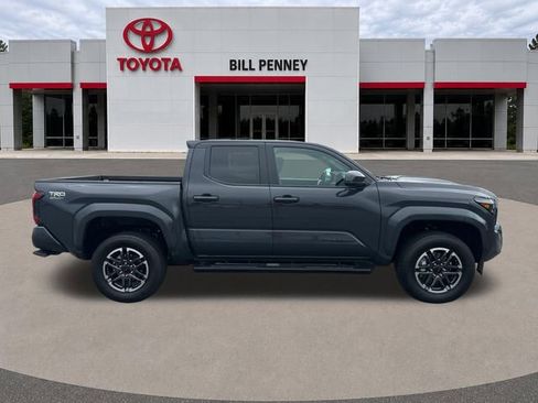 Used 2024 Toyota Tacoma TRD Sport RWD image 7