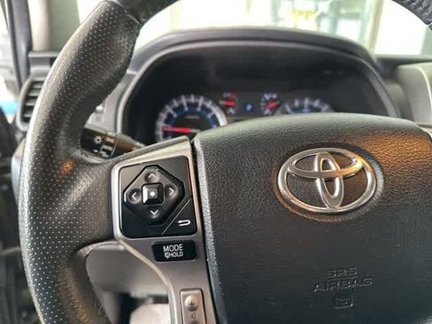 Used 2017 Toyota 4Runner Limited image 11