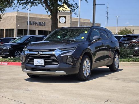 Used 2022 Chevrolet Blazer LT w/ Sound & Technology Package image 3