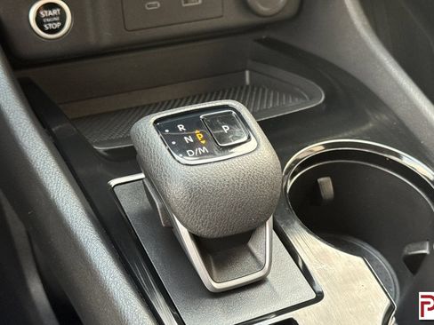 Used 2023 Nissan Rogue SV FWD image 25