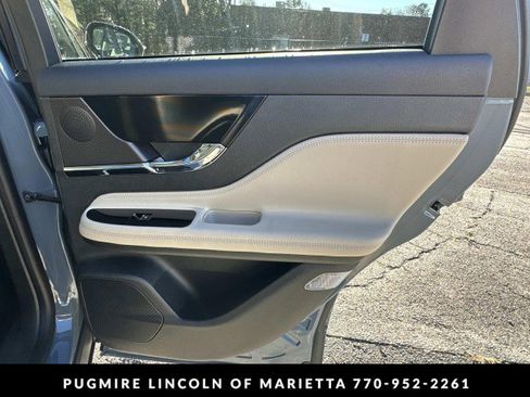 New 2026 Lincoln Corsair Premiere image 16