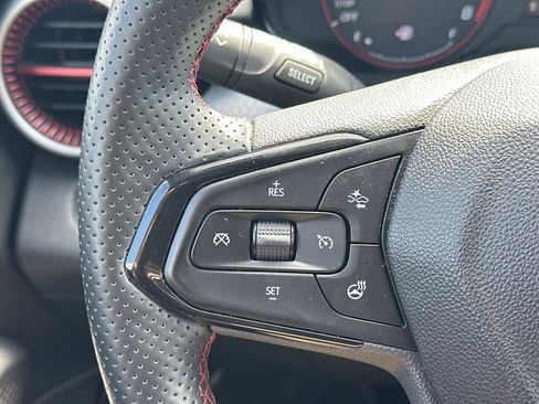 Used 2024 Chevrolet Trax RS w/ Driver Confidence Package FWD image 21