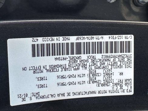 Used 2021 Toyota Tacoma SR AWD/4WD image 25