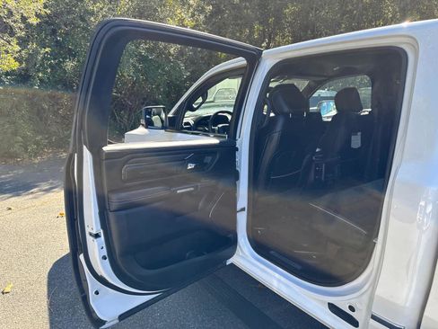 Used 2023 RAM 1500 Limited w/ Body Color Bumper Group image 29