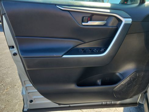 Used 2024 Toyota RAV4 XLE image 16