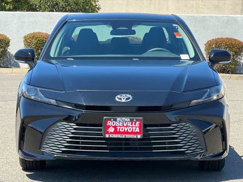 Certified 2025 Toyota Camry LE FWD image 10