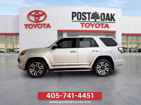 Used 2024 Toyota 4Runner Limited AWD/4WD image 5