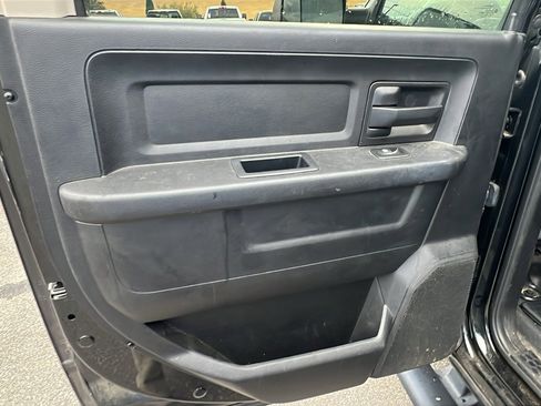 Used 2017 RAM 2500 Tradesman image 22