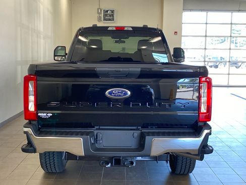 New 2026 Ford F250 XLT w/ FX4 Off-Road Package AWD/4WD image 6