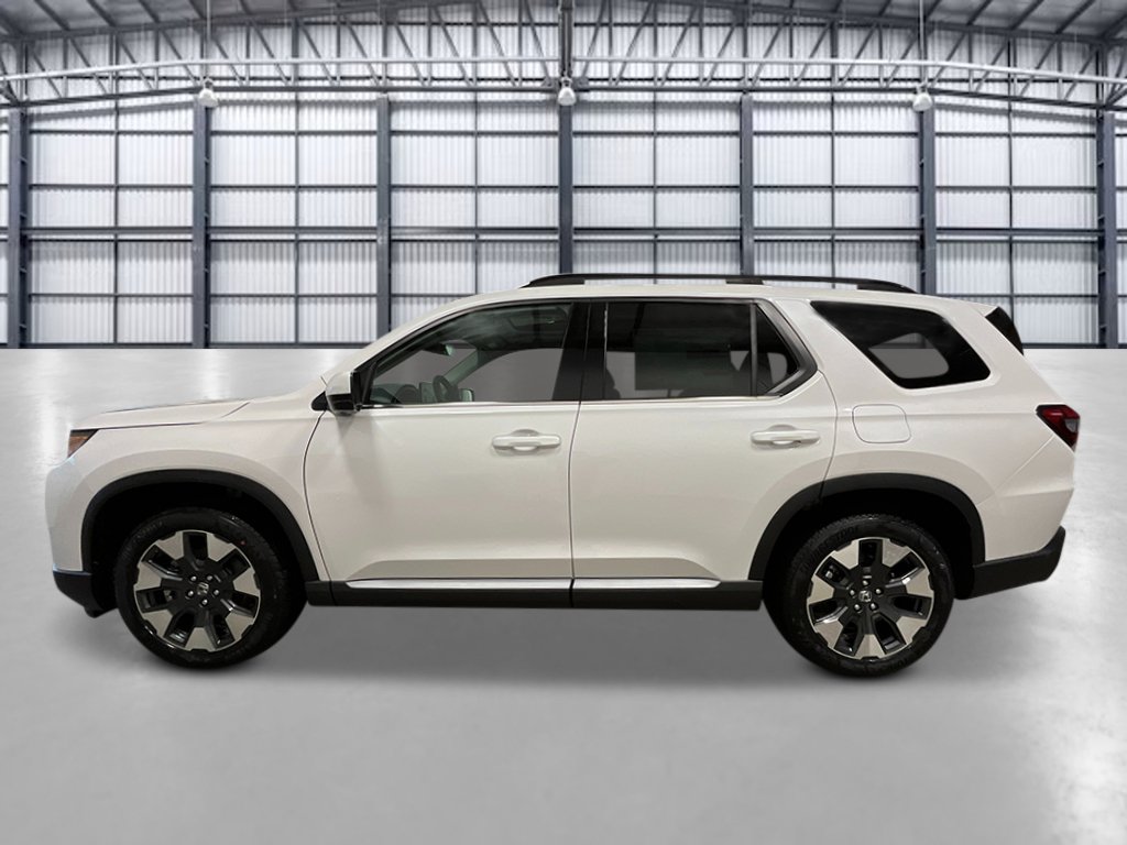 New 2026 Honda Pilot Touring image 2