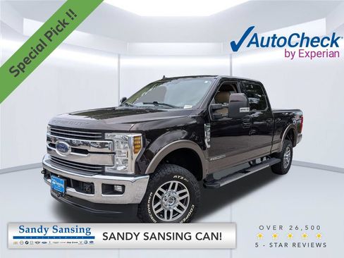 Used 2019 Ford F350 Lariat w/ Lariat Value Package AWD/4WD image 1