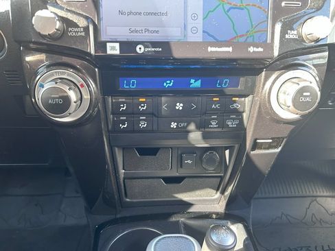Used 2021 Toyota 4Runner TRD Pro AWD/4WD image 21