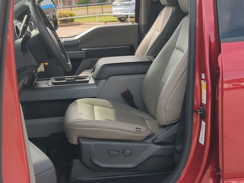 Used 2022 Ford F250 XLT w/ XLT Premium Package AWD/4WD image 12