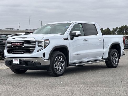 New 2026 GMC Sierra 1500 SLT w/ SLT Premium Plus Package RWD image 6
