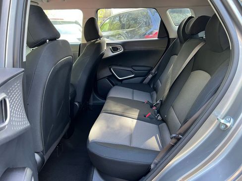 Used 2025 Kia Soul LX w/ LX Technology Package image 37