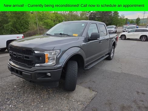 Used 2018 Ford F150 XLT w/ Equipment Group 302A Luxury image 2