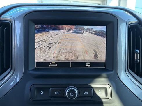 Used 2022 Chevrolet Silverado 1500 Custom image 26