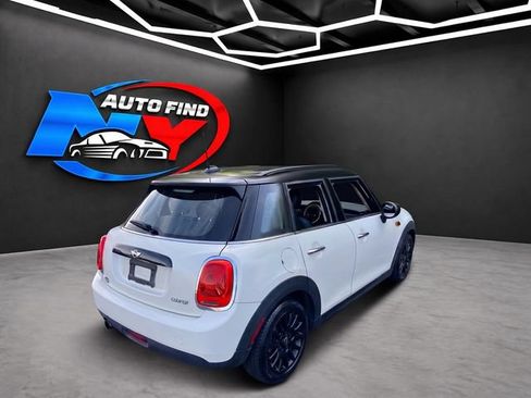 Used 2016 MINI Cooper 4-Door Hardtop FWD image 11