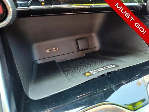 Used 2025 Chevrolet Traverse LT w/ Enhanced Driving Package FWD image 20