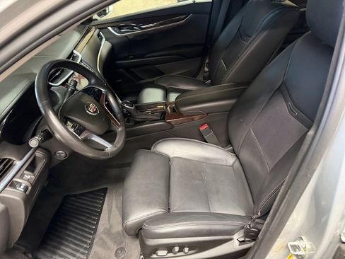 Used 2014 Cadillac XTS Luxury image 30