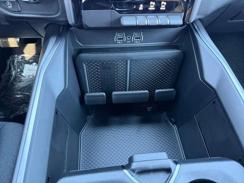 New 2026 RAM 1500 Big Horn image 27