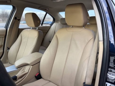Used 2013 BMW 328i xDrive Sedan AWD/4WD image 12