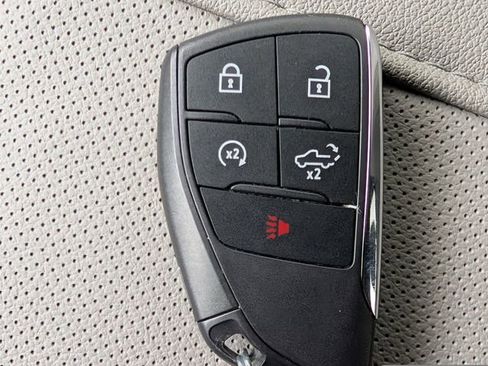 Used 2025 Chevrolet Silverado 1500 LTZ AWD/4WD image 28