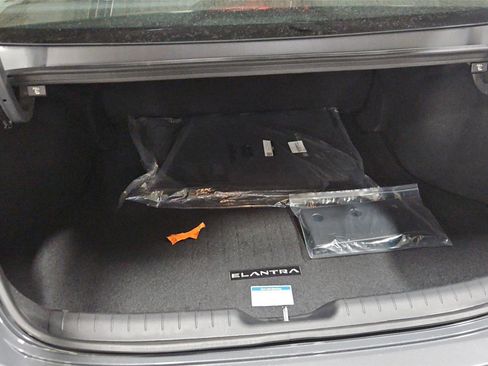 New 2026 Hyundai Elantra Blue image 13