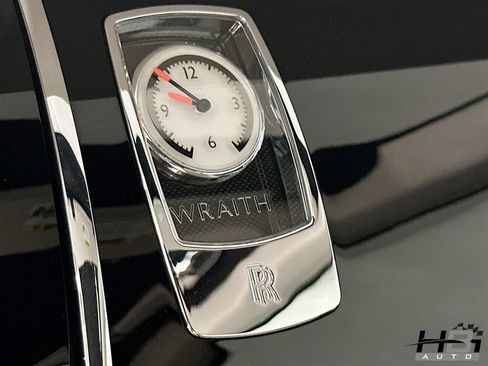 Used 2015 Rolls-Royce Wraith RWD image 19