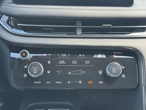 New 2026 INFINITI QX60 Luxe w/ Cargo Package AWD/4WD image 18