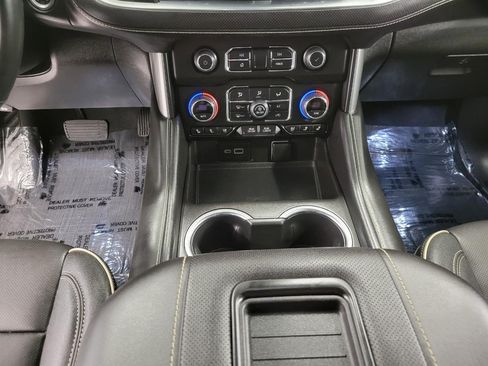 Certified 2023 Chevrolet Tahoe Premier AWD/4WD image 17