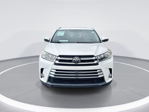 Used 2019 Toyota Highlander Limited FWD image 9