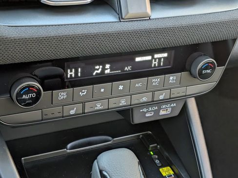 New 2026 Subaru Outback Premium image 19