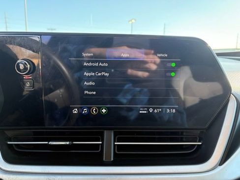 Used 2024 Chevrolet Trax LS image 25