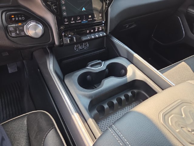 Used 2022 RAM 1500 Laramie w/ Sport Appearance Package AWD/4WD image 18
