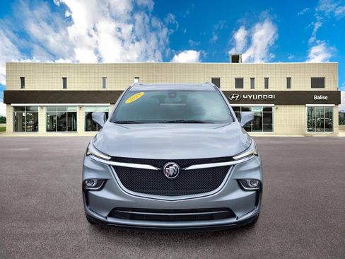 Used 2023 Buick Enclave Essence w/ Experience Buick Package FWD image 8