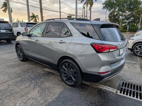 Used 2023 Chevrolet Equinox RS FWD image 5