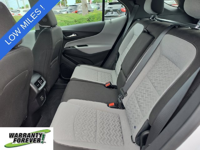 Used 2024 Chevrolet Equinox LS w/ Driver Confidence II Package FWD image 11