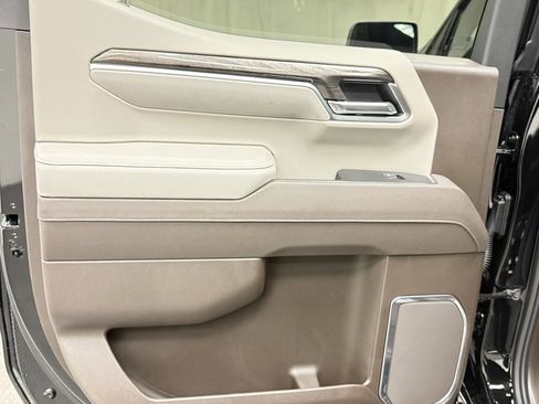 New 2026 Chevrolet Silverado 1500 LTZ w/ LTZ Premium Package image 23