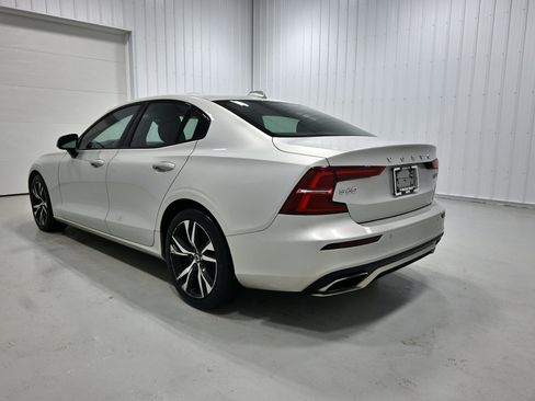 Used 2019 Volvo S60 T6 R-Design AWD/4WD image 31